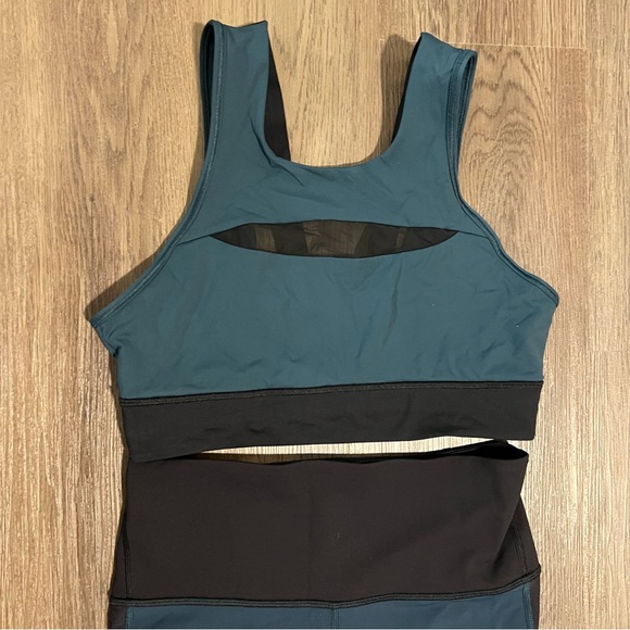 Lululemon set bra (8) leggings run the day ready set go tight (6) in submarine - Picture 3 of 8